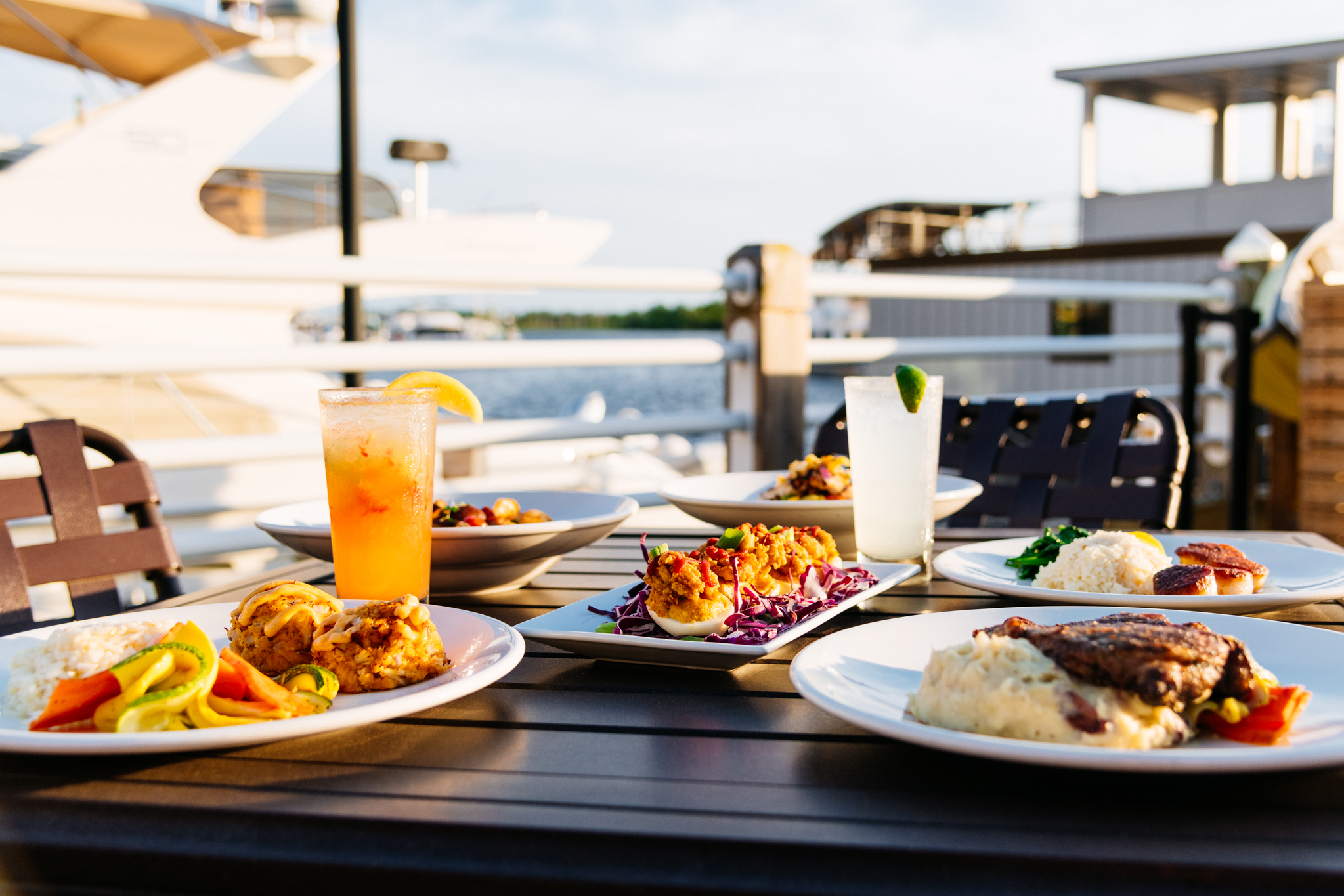 Marina Grill waterfront restaurant in Wilmington North Carolina